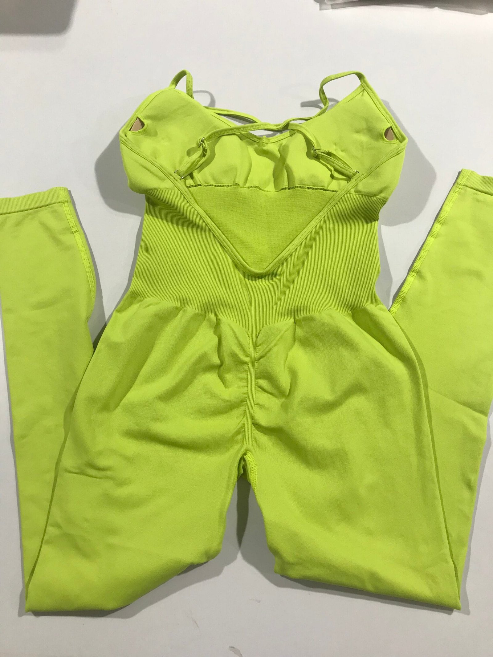 Seamless one-piece yoga bodysuit in sustainable bio-nylon fabric