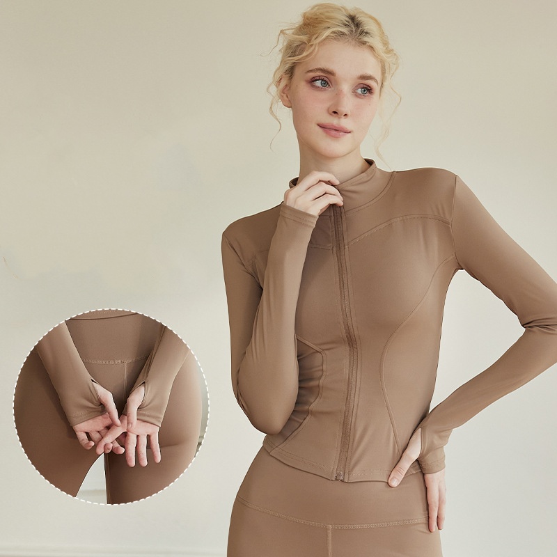 Sustainable activewear supply chain partnership — from certification verification to global logistics Kingben provides end-to-end support